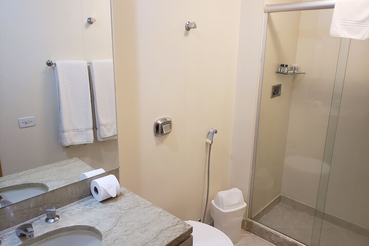 Room 15 of 26