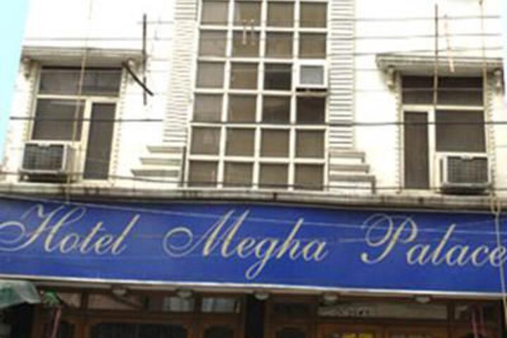 Hotel Megha Palace