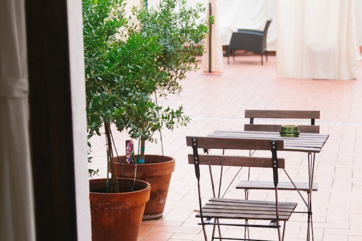 Terrace/Patio 23 of 38
