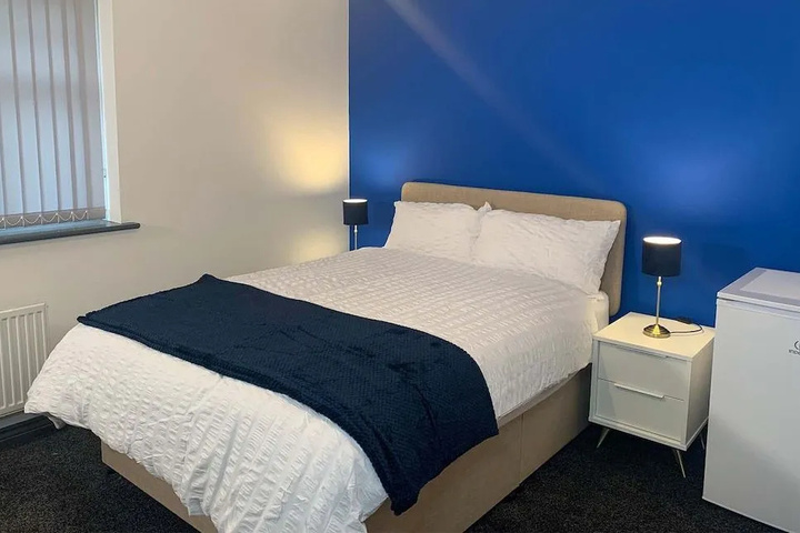 Room 7 of 13