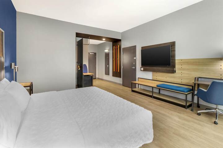 Room 20 of 43
