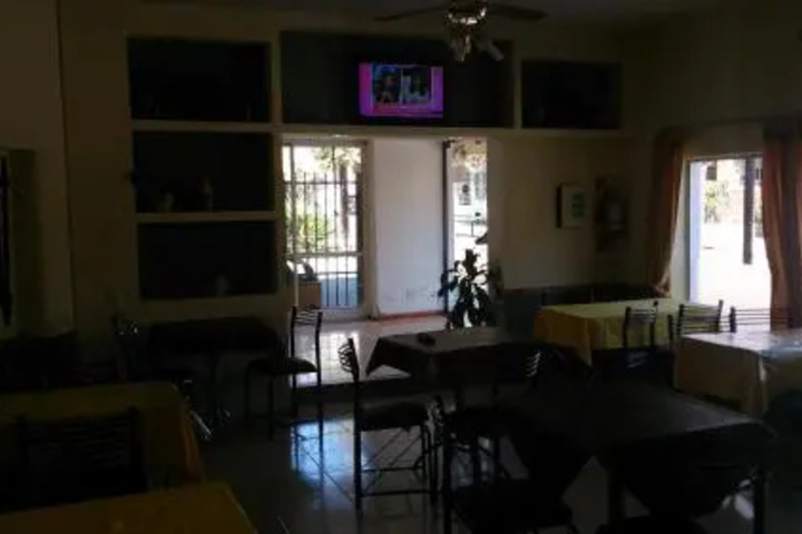 Dining 14 of 14