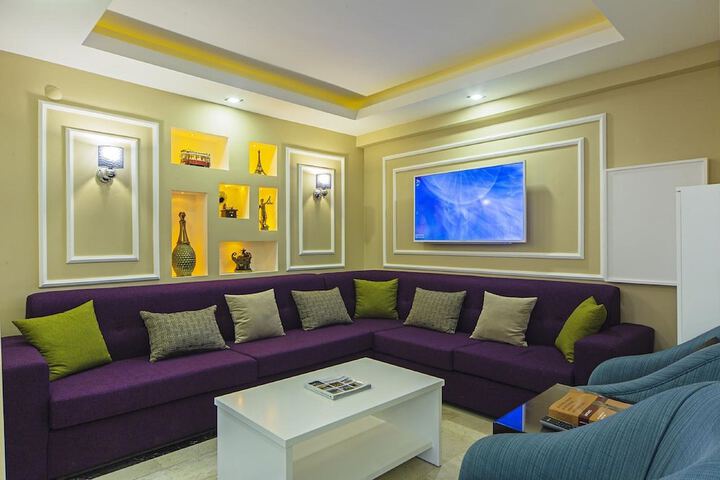 Guest Lobby