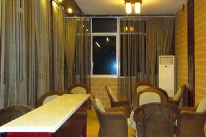 Hotel Interior 9 of 17