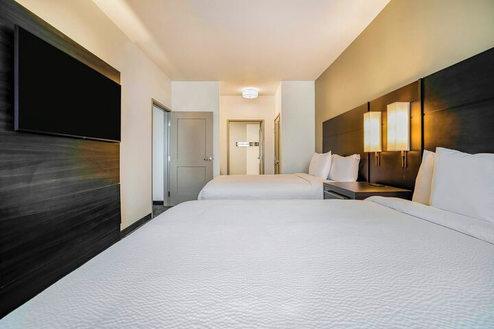 Room 15 of 67