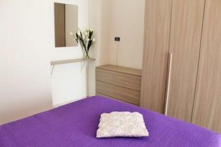 Room 15 of 27