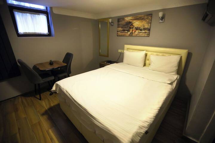 Room 7 of 55