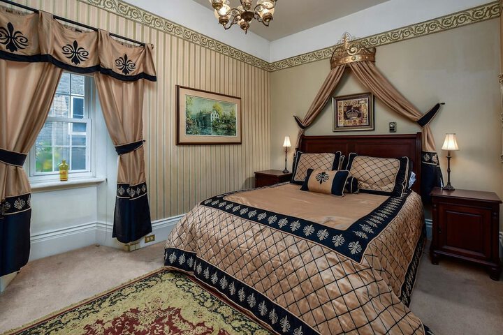 Suite 35a The V I P Guest Suite (27 of 52)