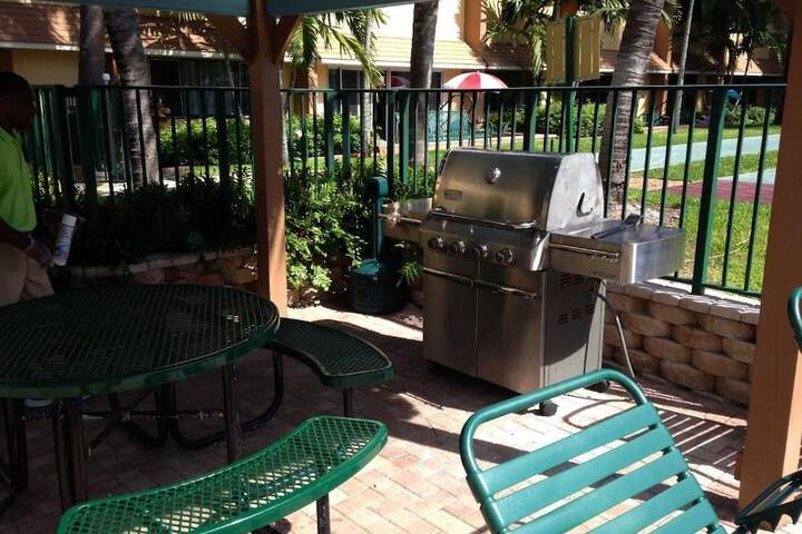 BBQ/picnic area