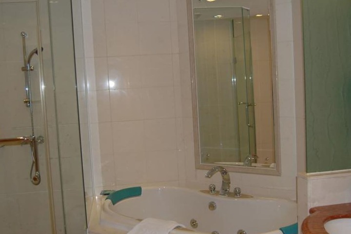 Room 19 of 26