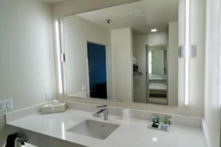Bathroom Interior Photo