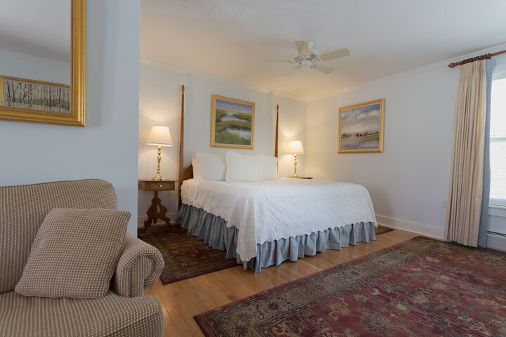 Room 6 of 48