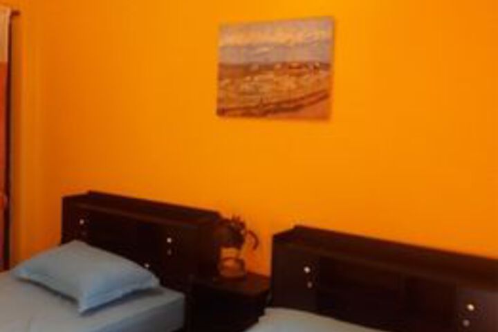Room 35 of 106