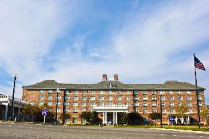 Hilton Garden Inn Suffolk Riverfront
