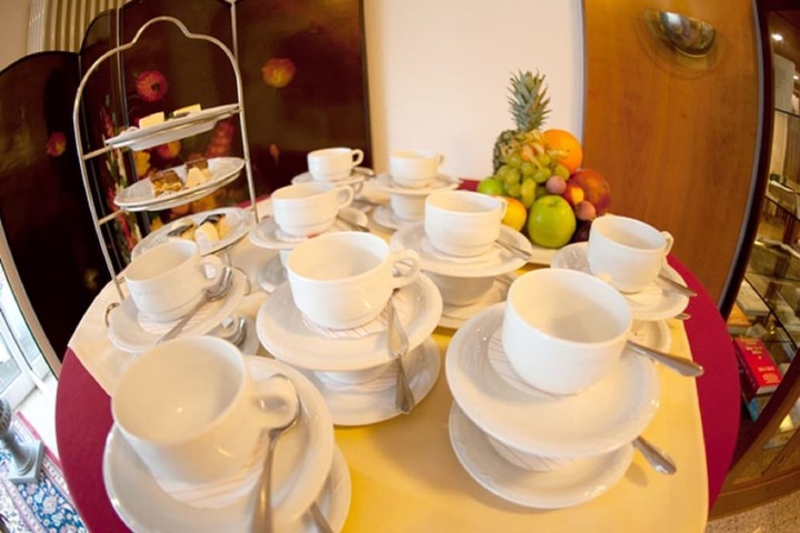 Breakfast/Coffee Service 36 of 41