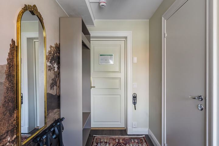 Room 45 of 89