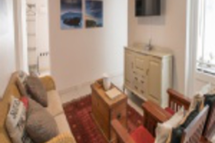 Room 217 of 648