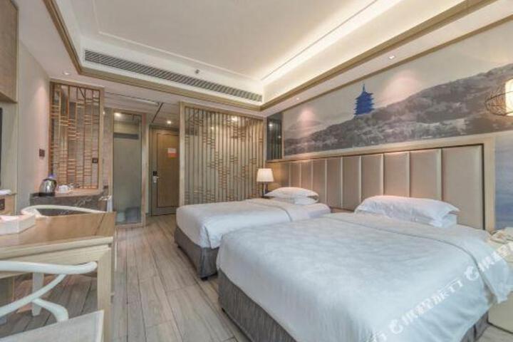 Manju Hotel (Hangzhou South Railway Station)