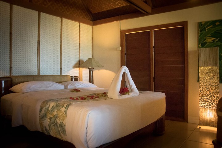 Room 6 of 75