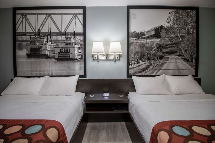 Room 11 of 21