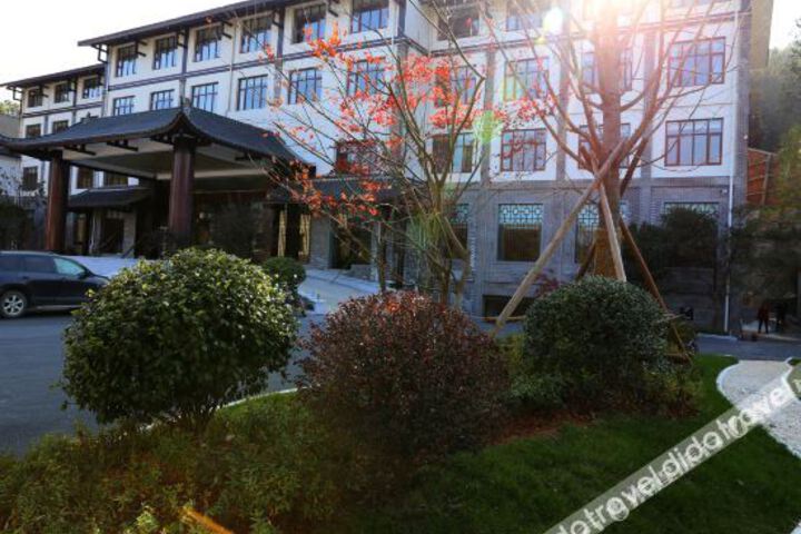 Hotel 5 of 33