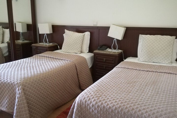 Room 7 of 37