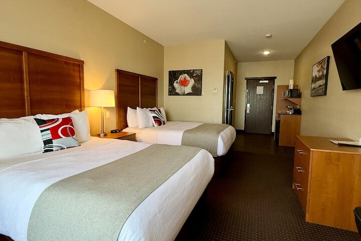 Room 16 of 30