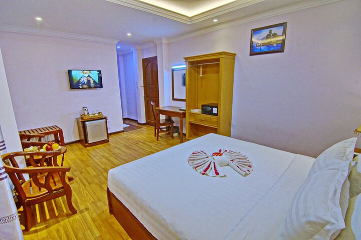 Room 15 of 54