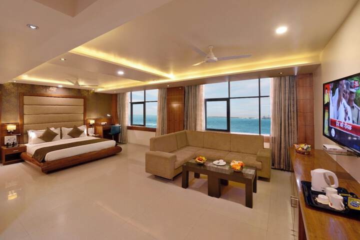 Room 14 of 43