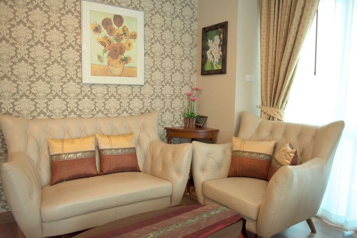 Room 21 of 294