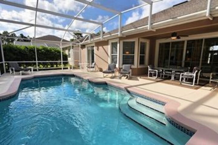 Pool 19 of 21