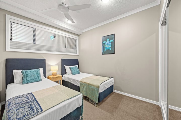 Room 16 of 94