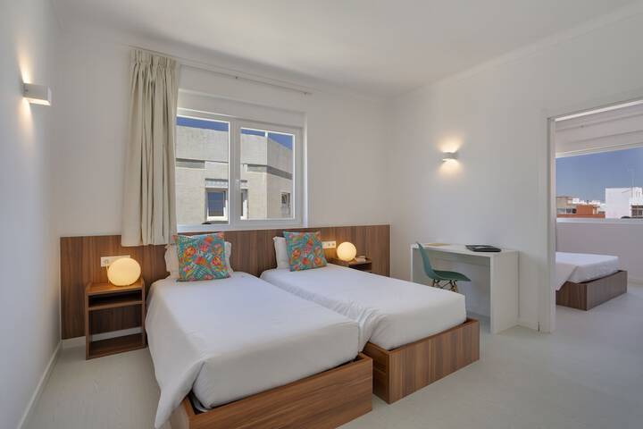 Room 7 of 36