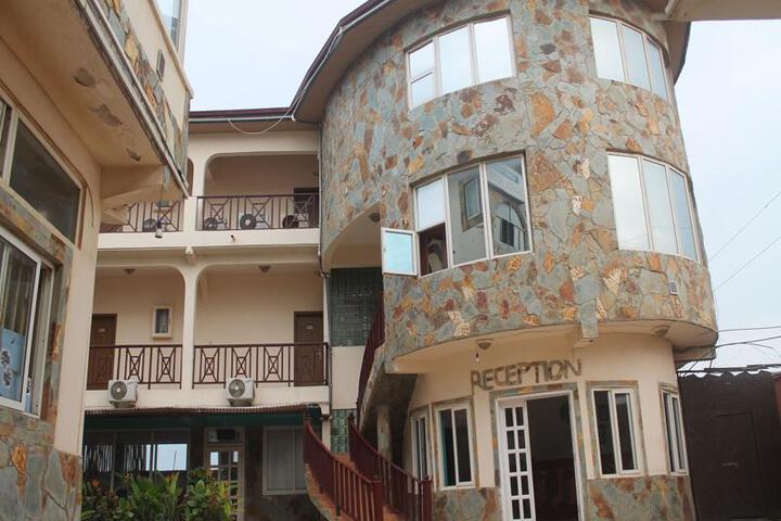 KINGS ROYAL ATLANTIC HOTEL