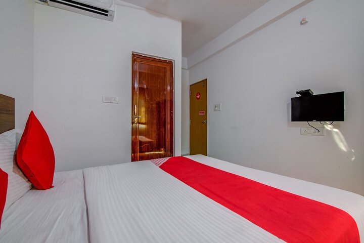 Room 18 of 25