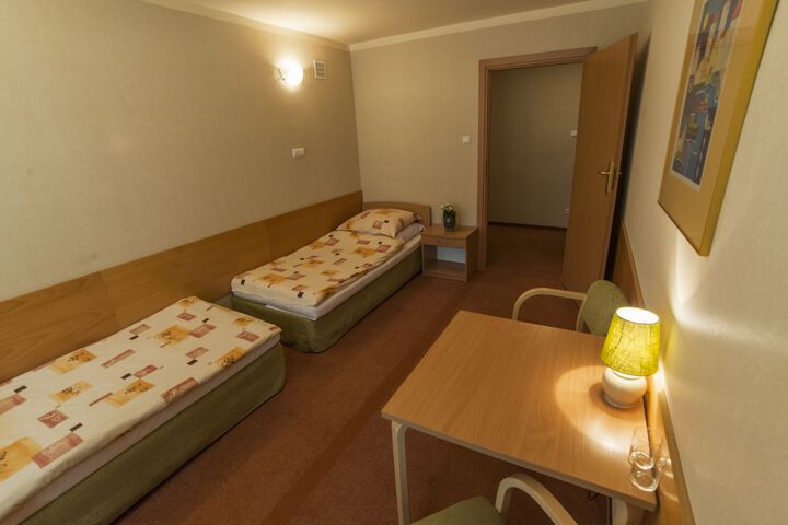 Room 60 of 64