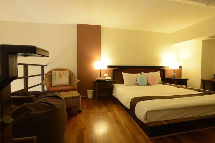 Room 11 of 218