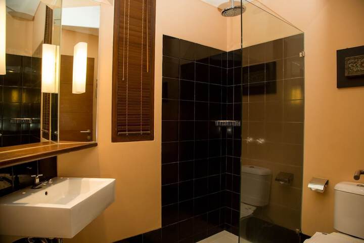 Clean Restrooms