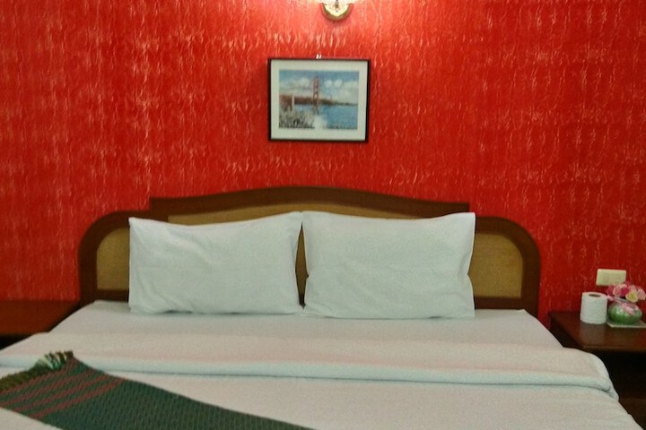 Room 20 of 66