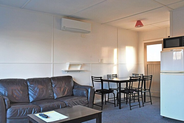 Room 33 of 75