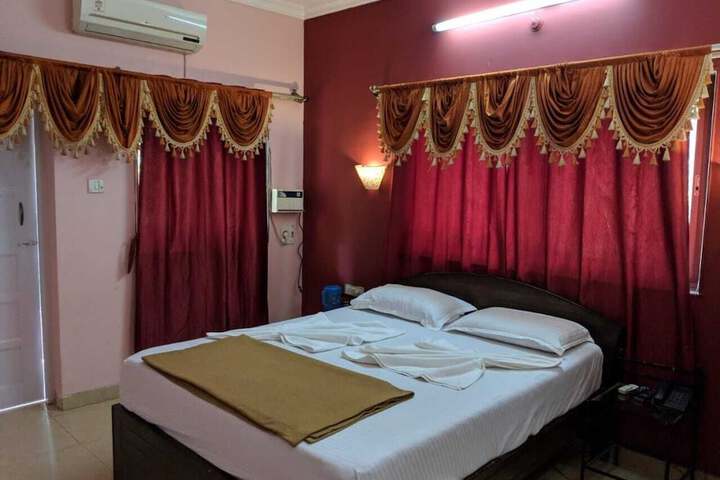 Room 7 of 29