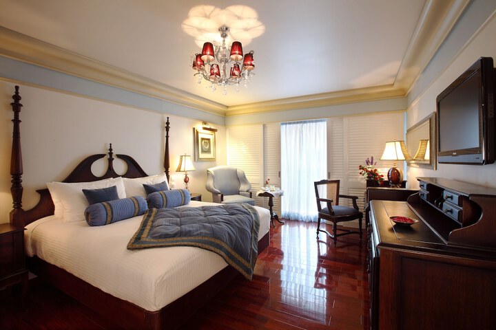 Room 14 of 42