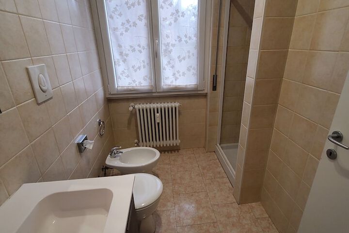 Room 92 of 103