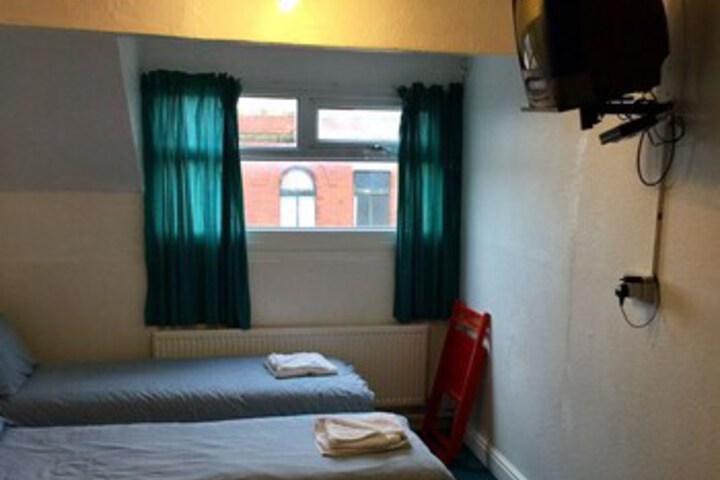 Room 29 of 70