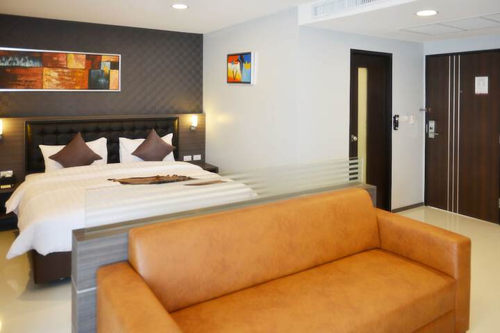 Room 39 of 90