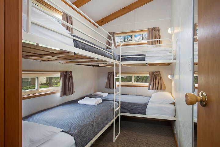 Room 168 of 406