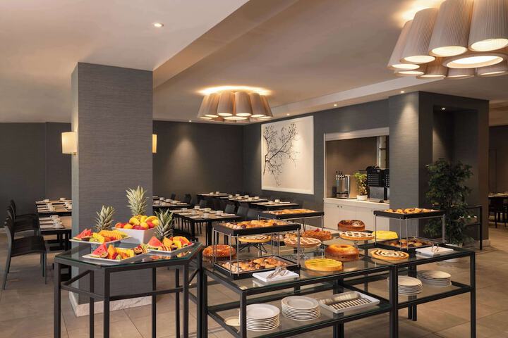 Breakfast/Coffee Service 46 of 70