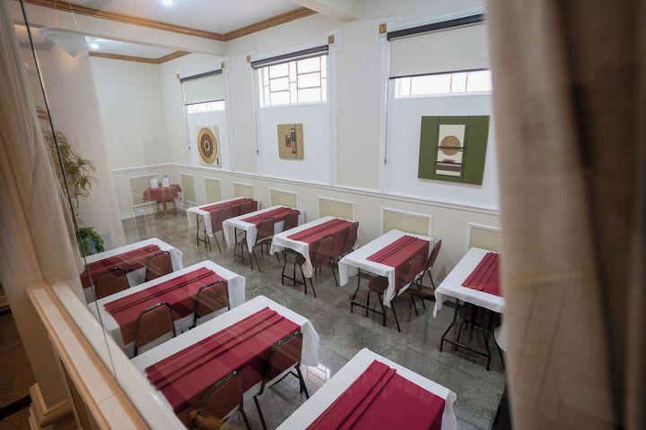Ballroom/Hall 160 of 175