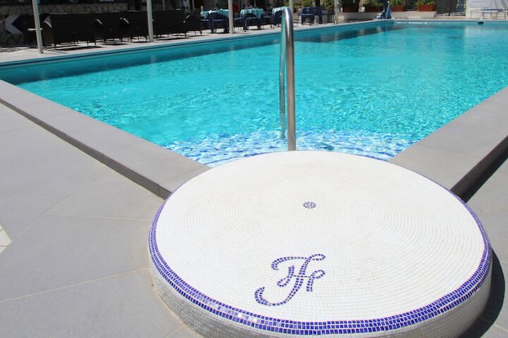 Pool 35 of 75