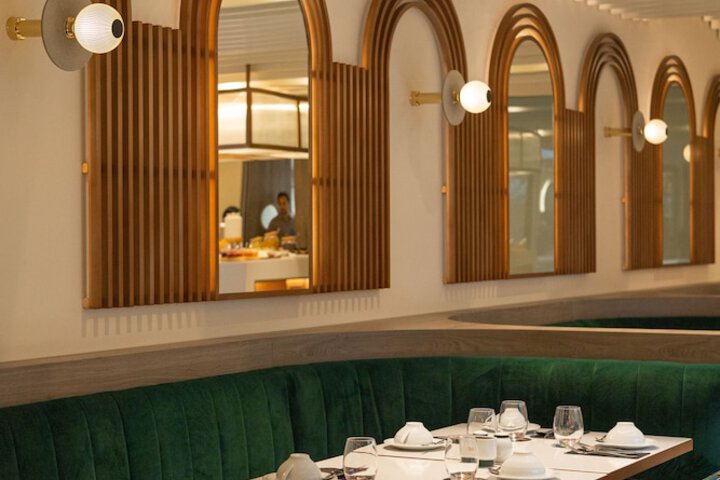 Dining 97 of 113